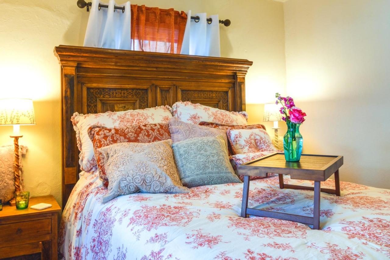 Cozy Adobe Casita 1 Mile To Santa Fe Plaza!ヴィラ エクステリア 写真